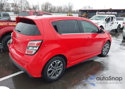 2018 Chevrolet Sonic Lt Auto z USA, uszkodzony, nr VIN 1G1JD6SH3J4121736